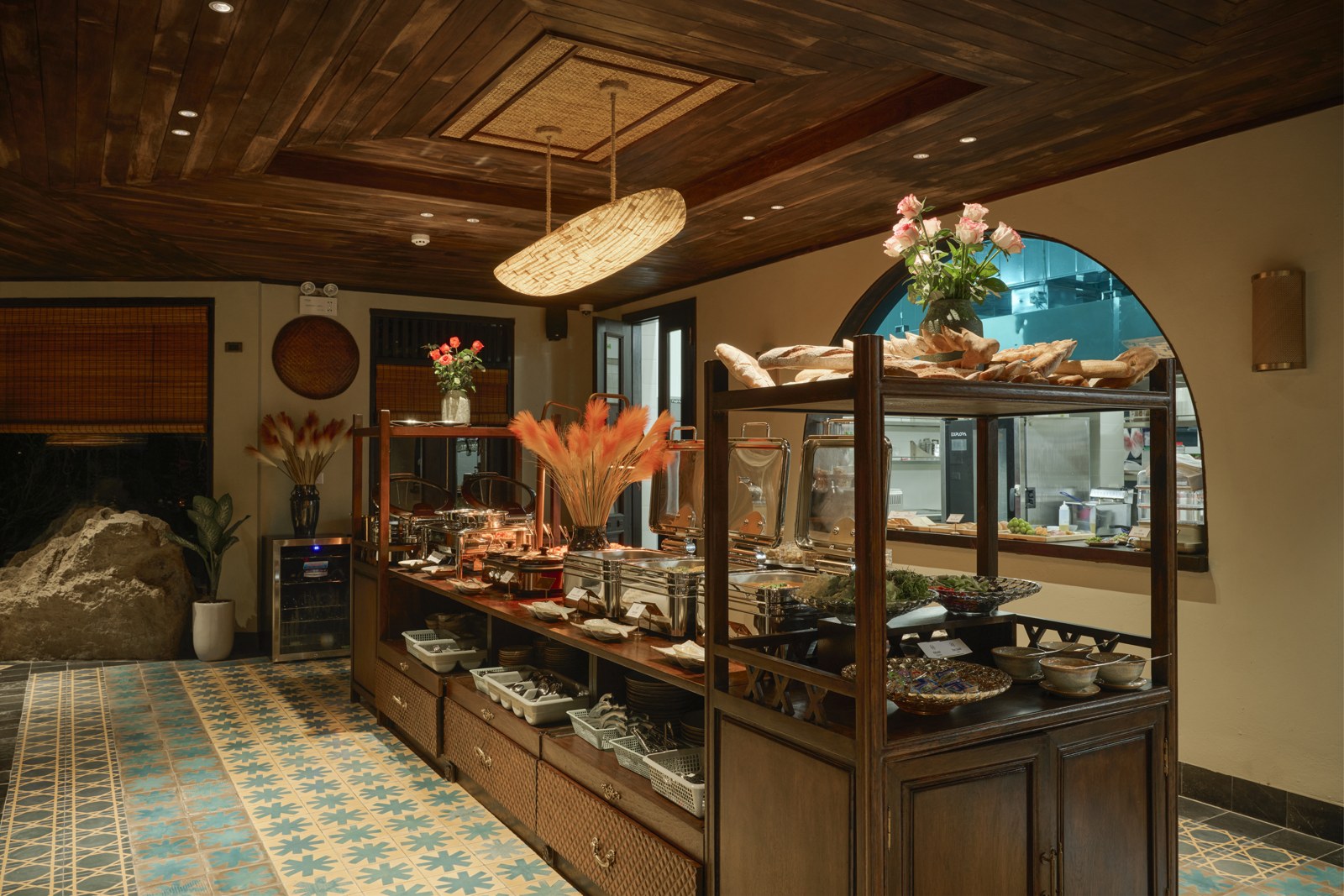Khu vực phục vụ ẩm thực tại nhà hàng An của An Hideaway Resort