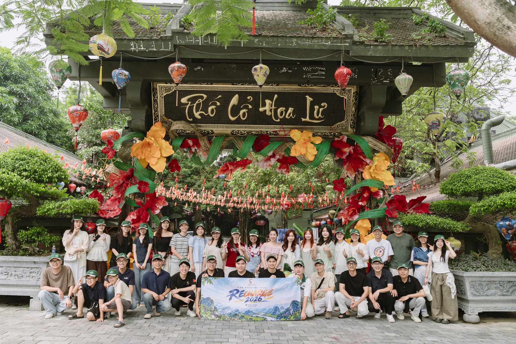 HAM Global check-in tại Phố cổ Hoa Lư