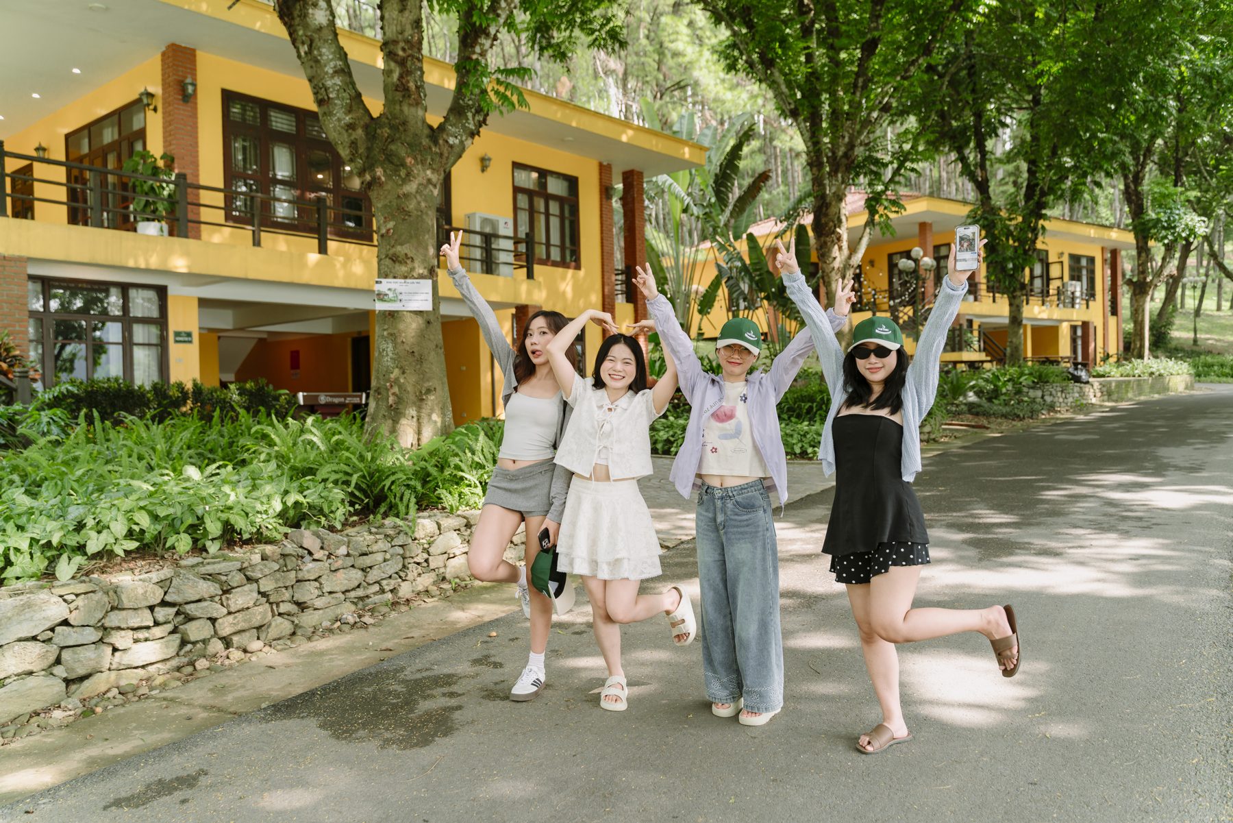 Cùng lưu lại những bức ảnh của chuyến đi